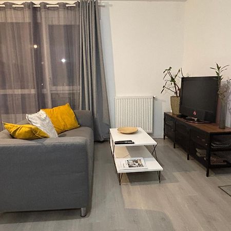 Villejuif - Metro Leo Lagrange - 2 Pieces Avec Balcon Екстер'єр фото